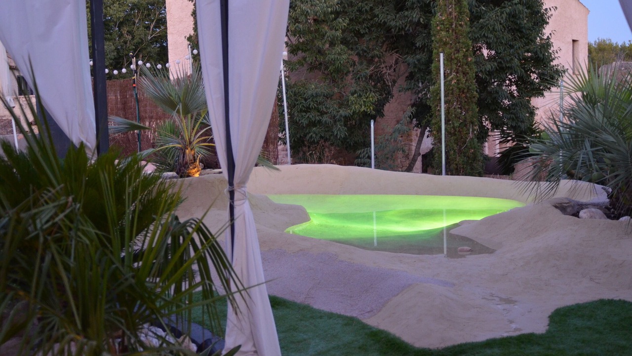 Photo of Outdoor in Renau