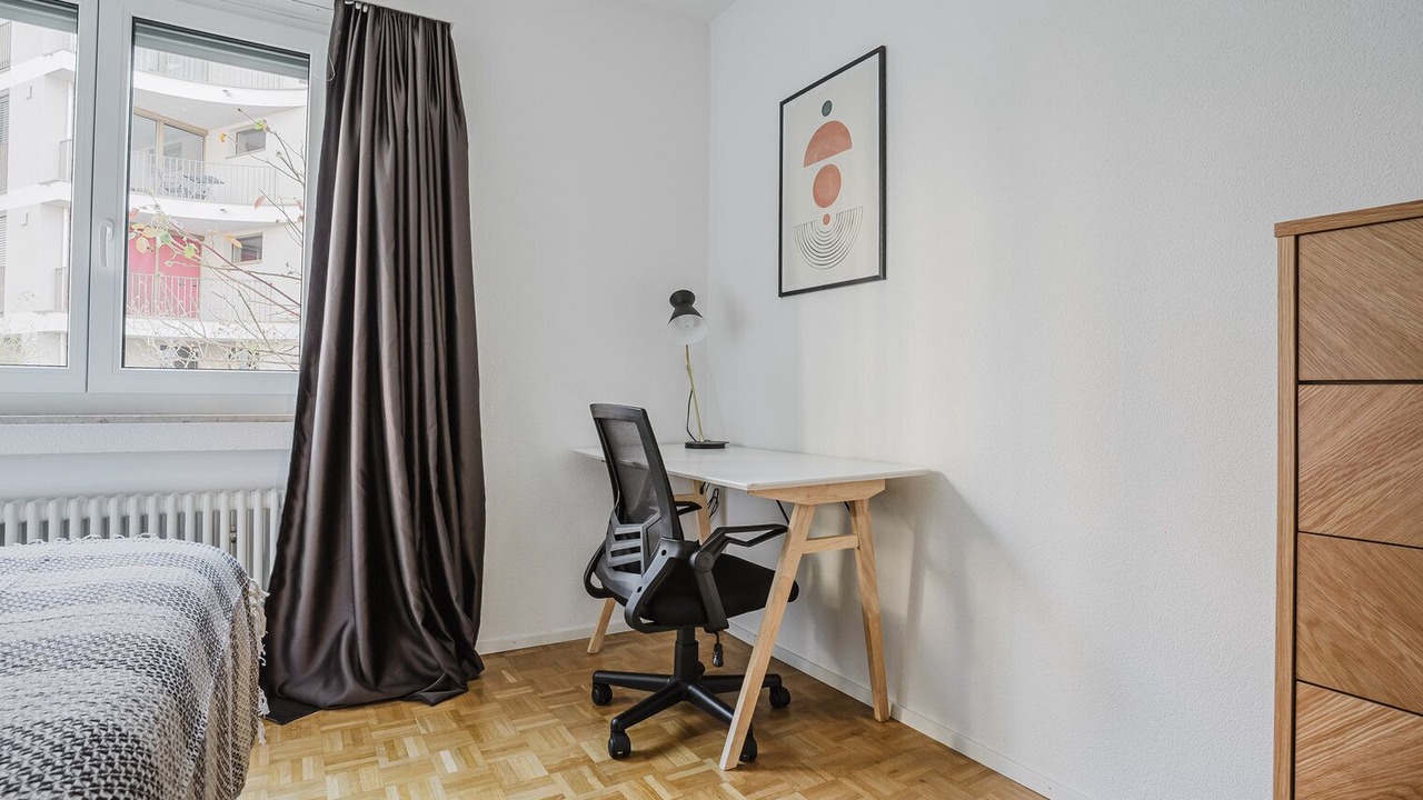 Photo of Bedroom in District 6