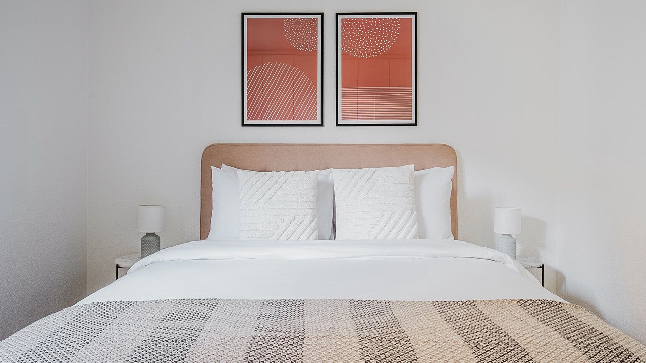 Photo of Bedroom in District 6