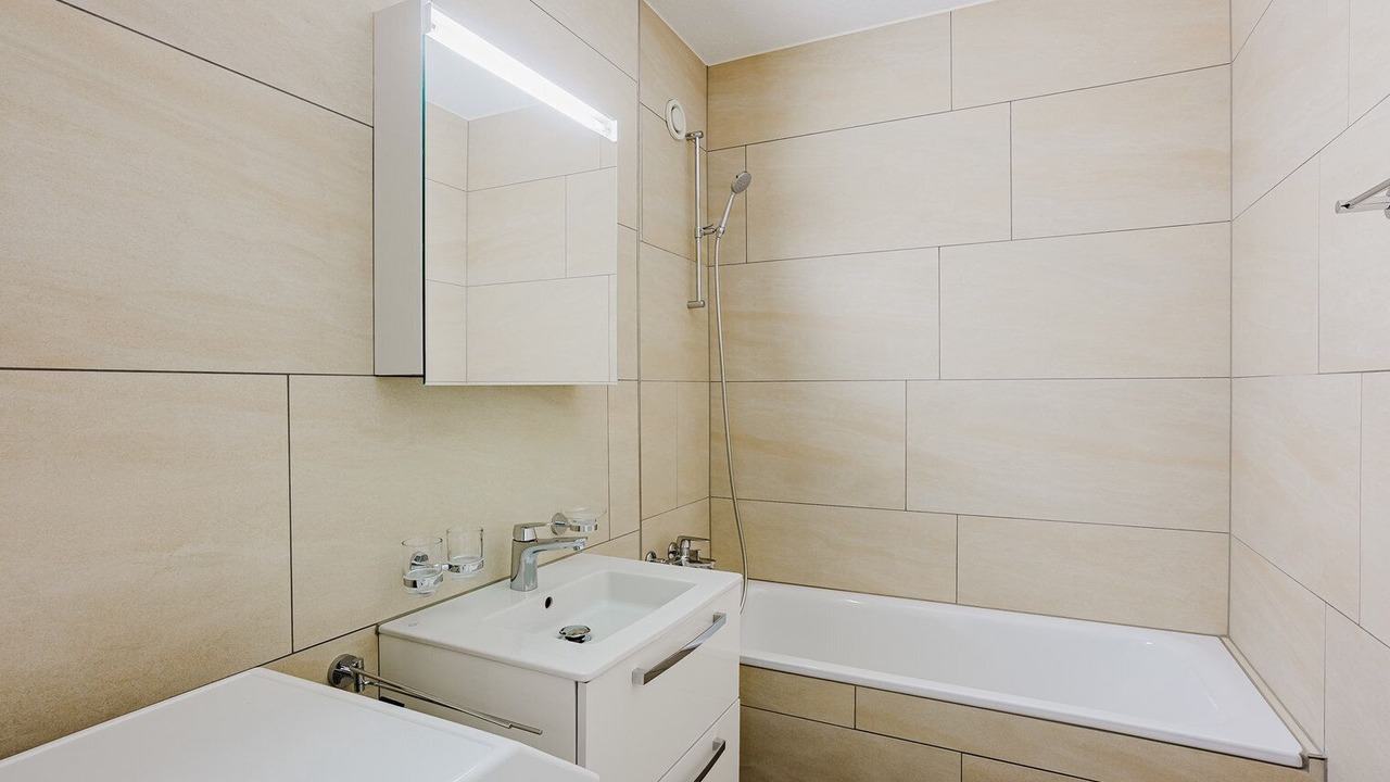 Photo of Bathroom in District 6