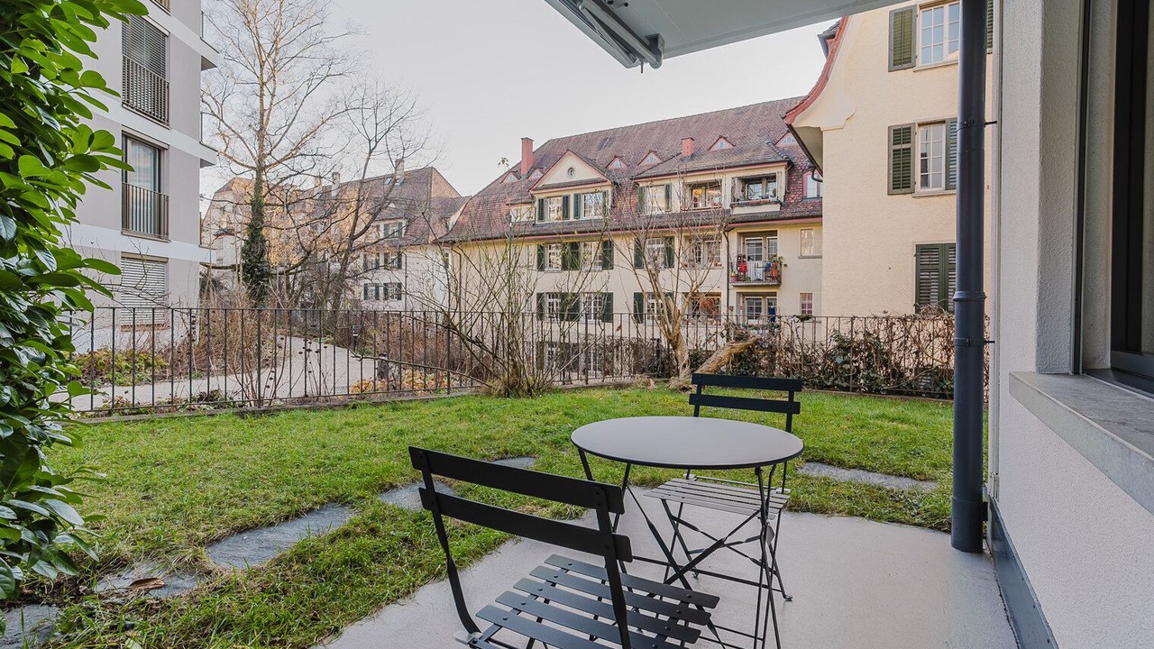 Photo of Outdoor in District 6
