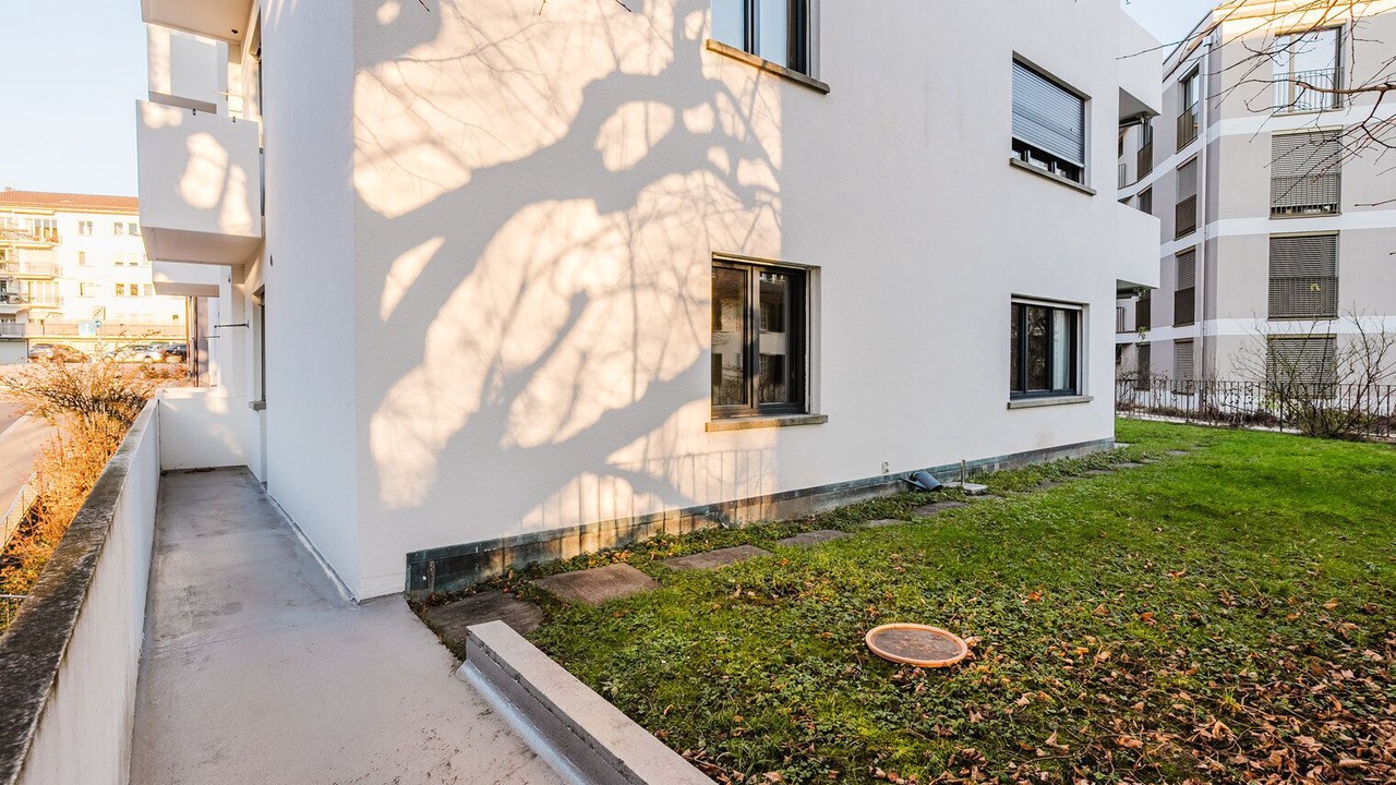 Photo of Outdoor in District 6