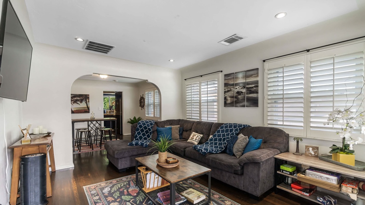 Photo of Livingroom in Park West