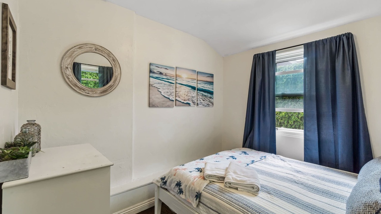 Photo of Bedroom in Park West