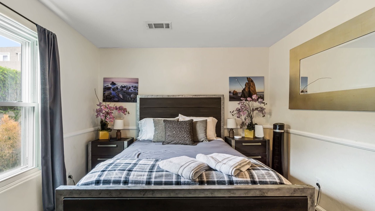 Photo of Bedroom in Park West