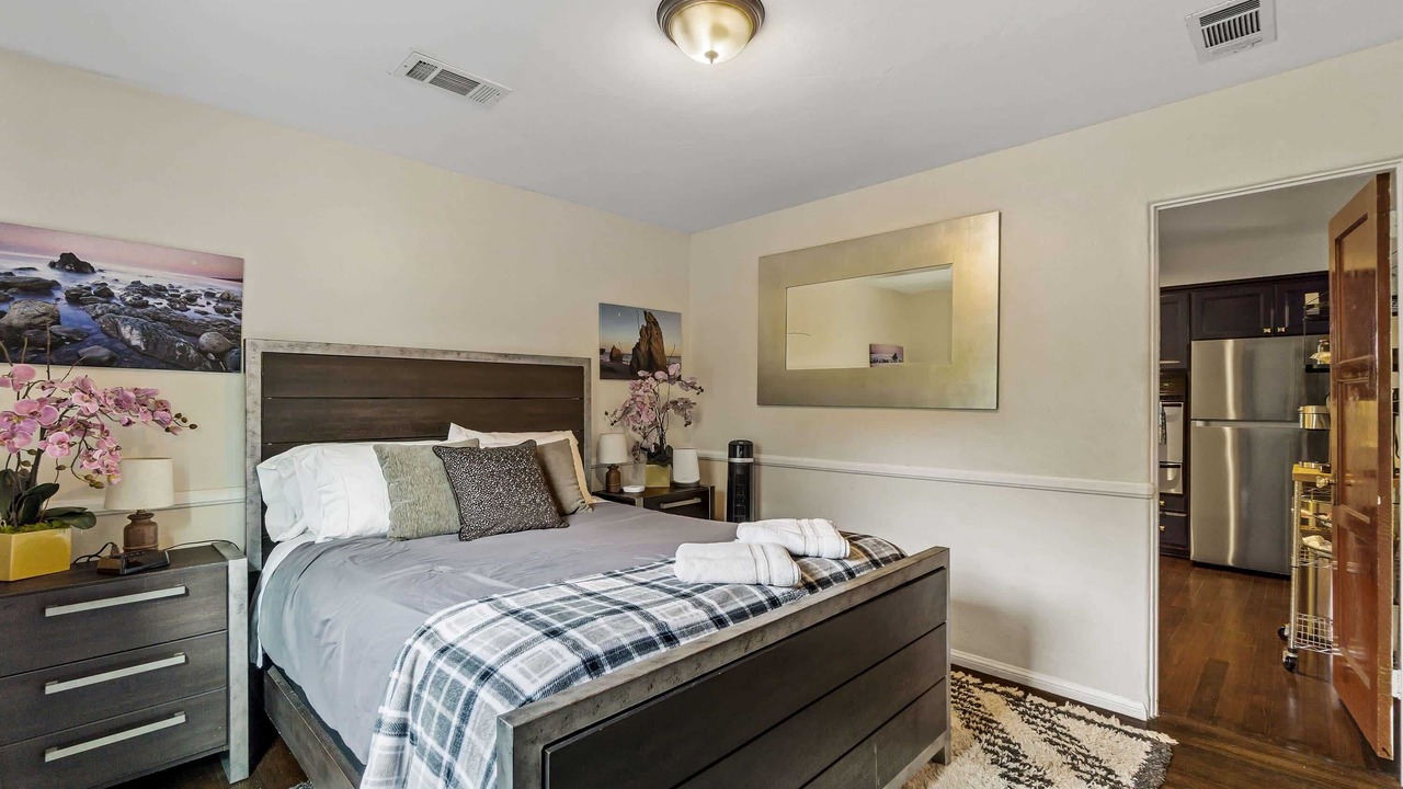 Photo of Bedroom in Park West