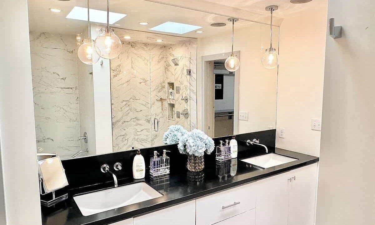 Photo of Bathroom in Fall Creek Place