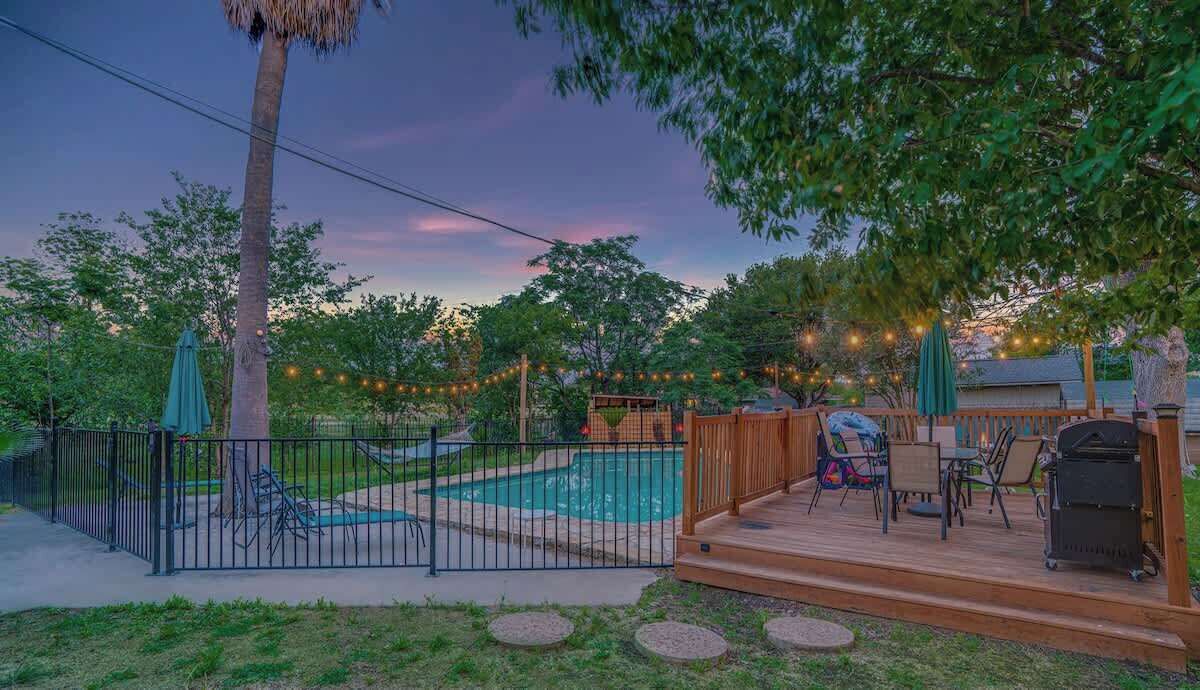 Photo of Outdoor in Shearer Hills - Ridgeview