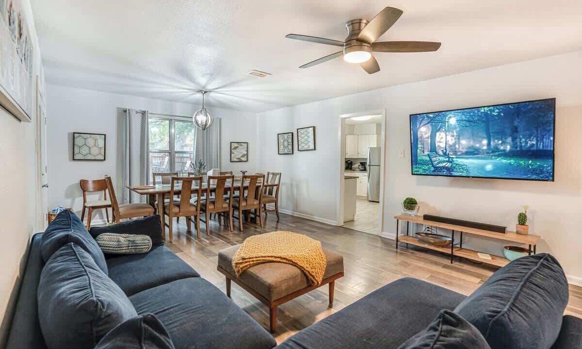 Photo of Livingroom in Shearer Hills - Ridgeview