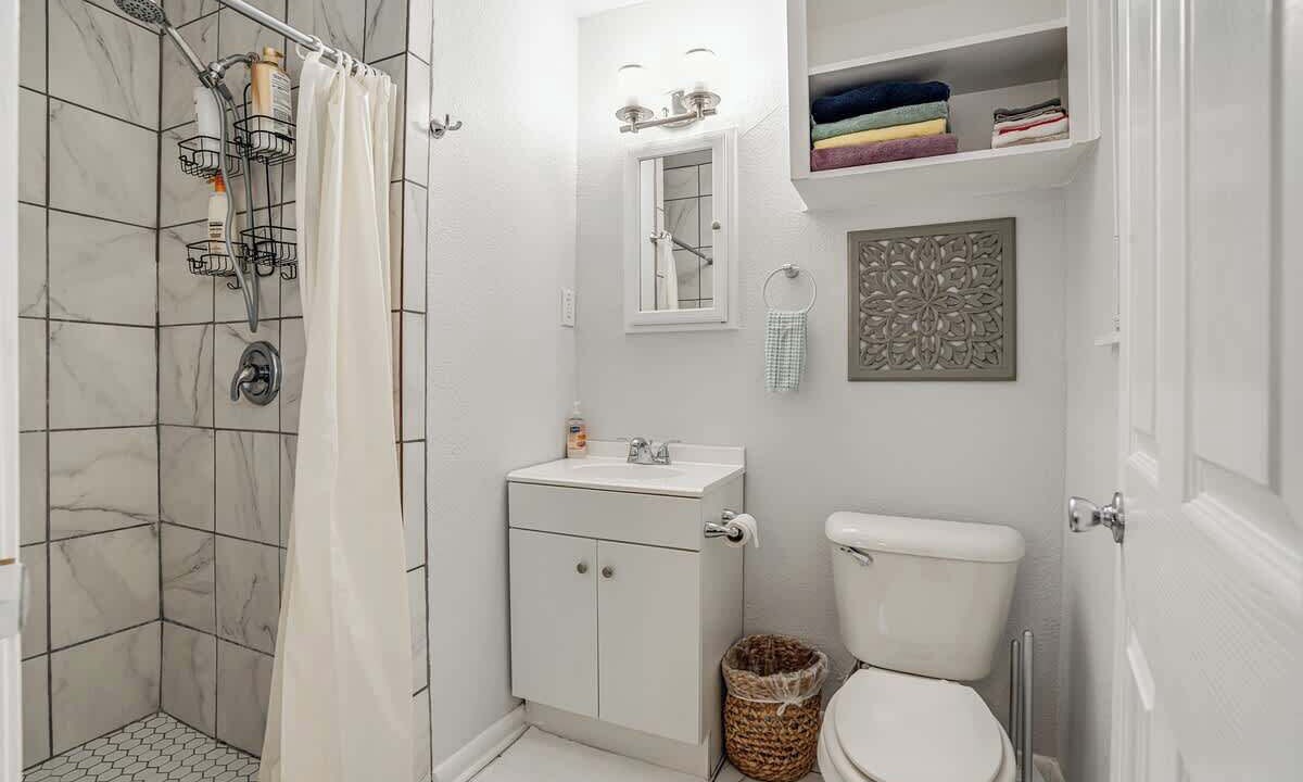 Photo of Bathroom in Shearer Hills - Ridgeview