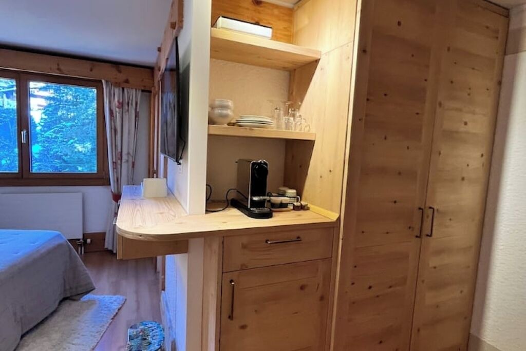 Photo of Bedroom in Arveyes