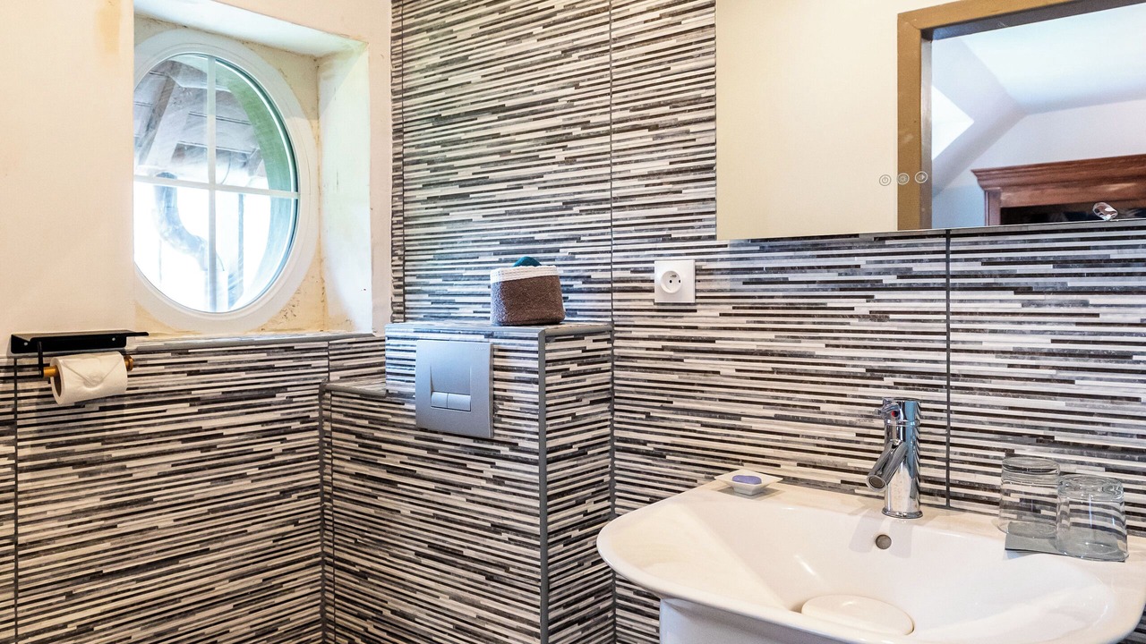 Photo of Bathroom in Argoeuves