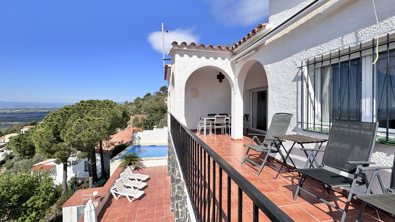 Photo of Outdoor in El Mas Fumats