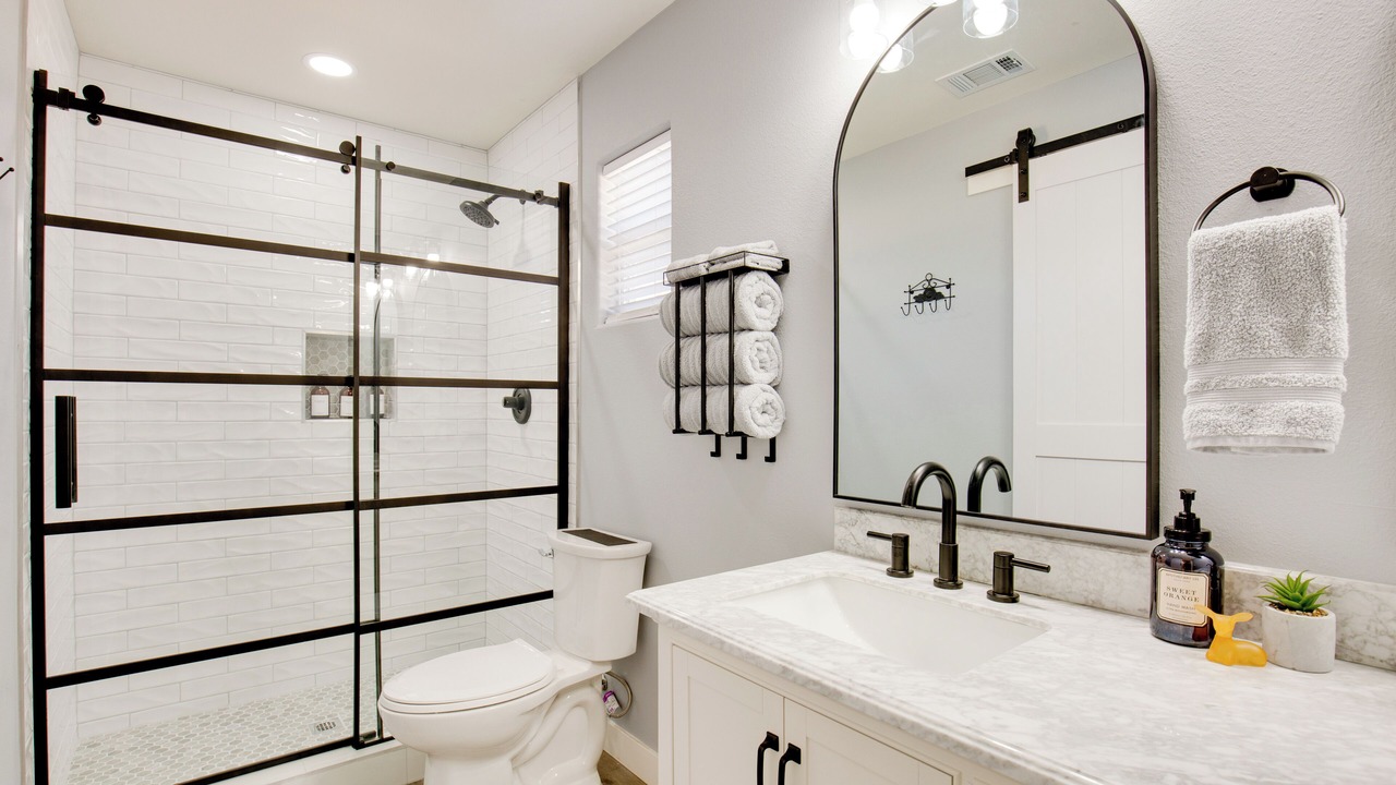 Photo of Bathroom in Yantis