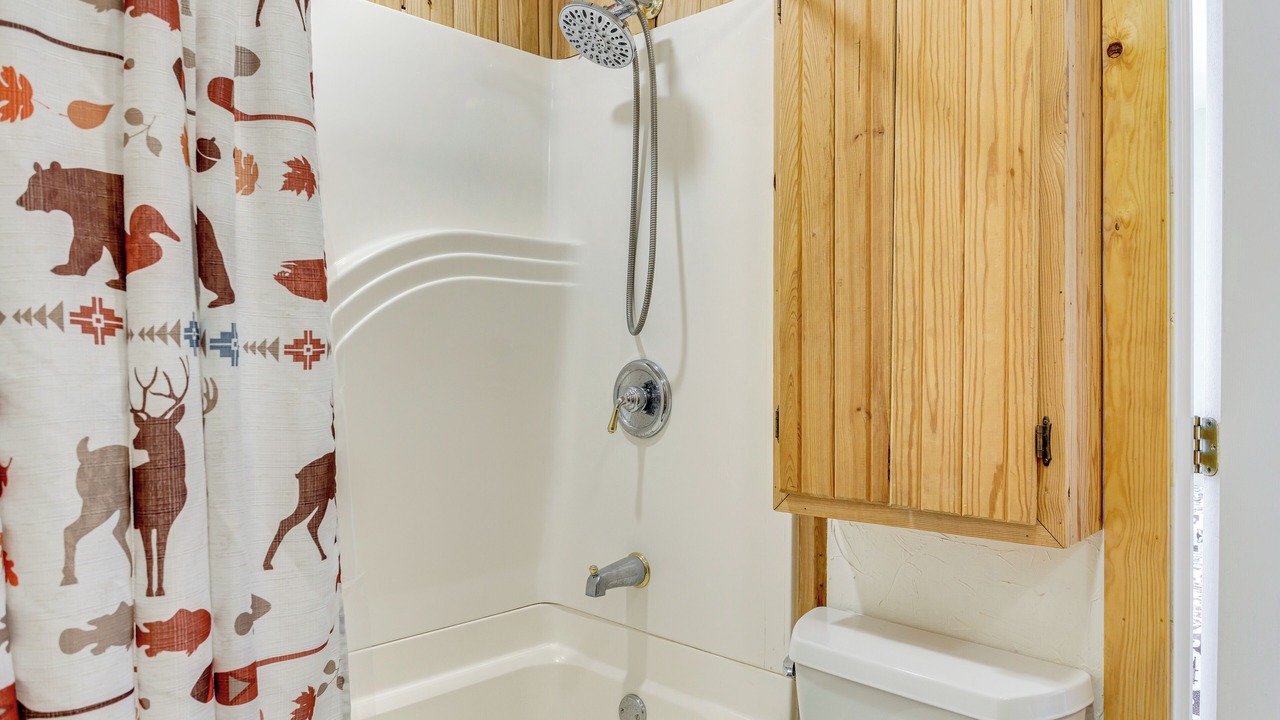 Photo of Bathroom in Sulphur