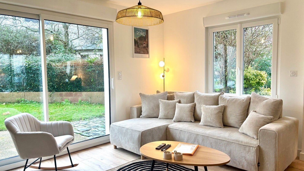 Photo of Livingroom in Sainte-Therese - Quineleu