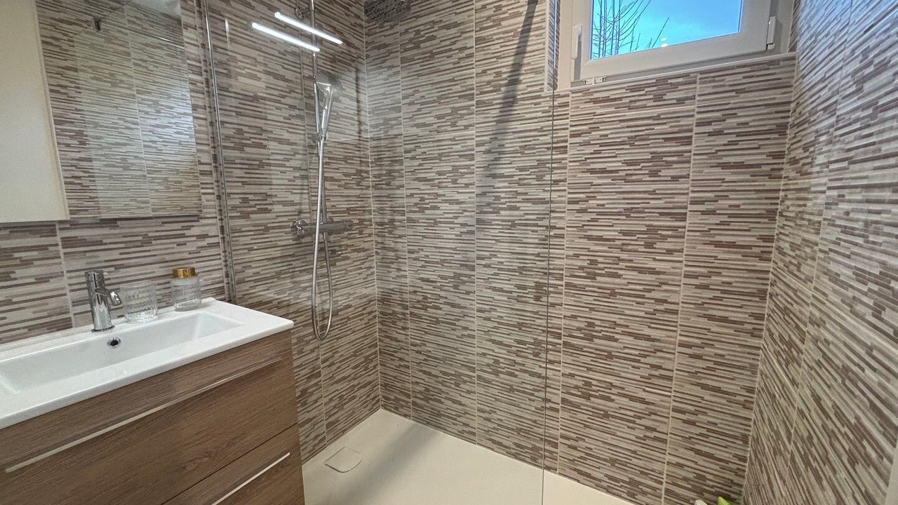 Photo of Bathroom in Sainte-Therese - Quineleu