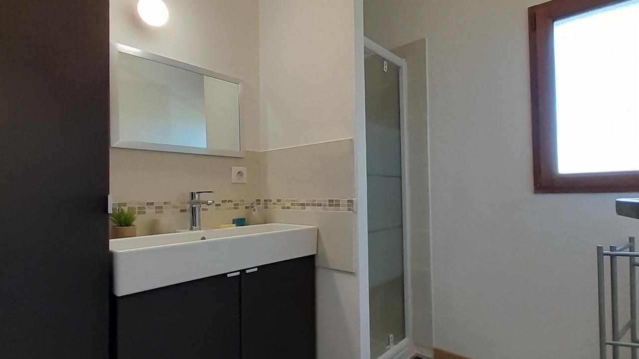 Photo of Bathroom in Chouze-sur-Loire