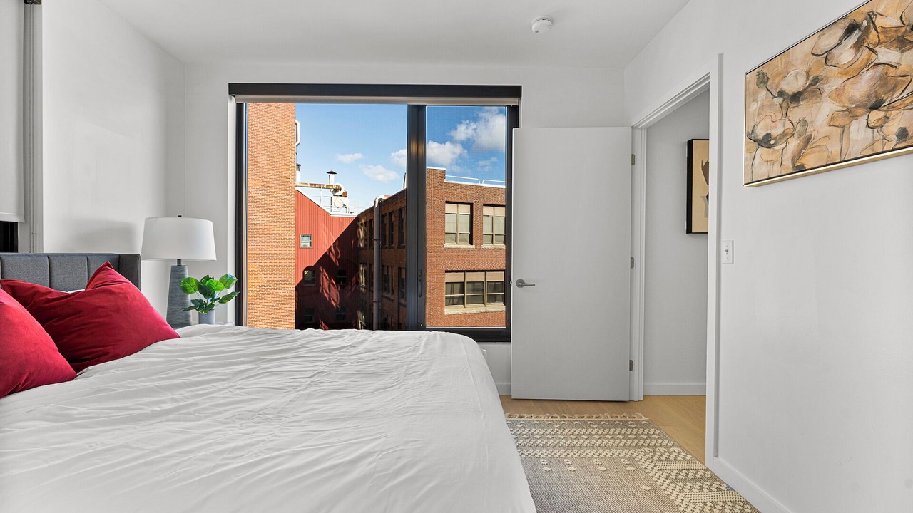 Photo of Bedroom in Fort Point