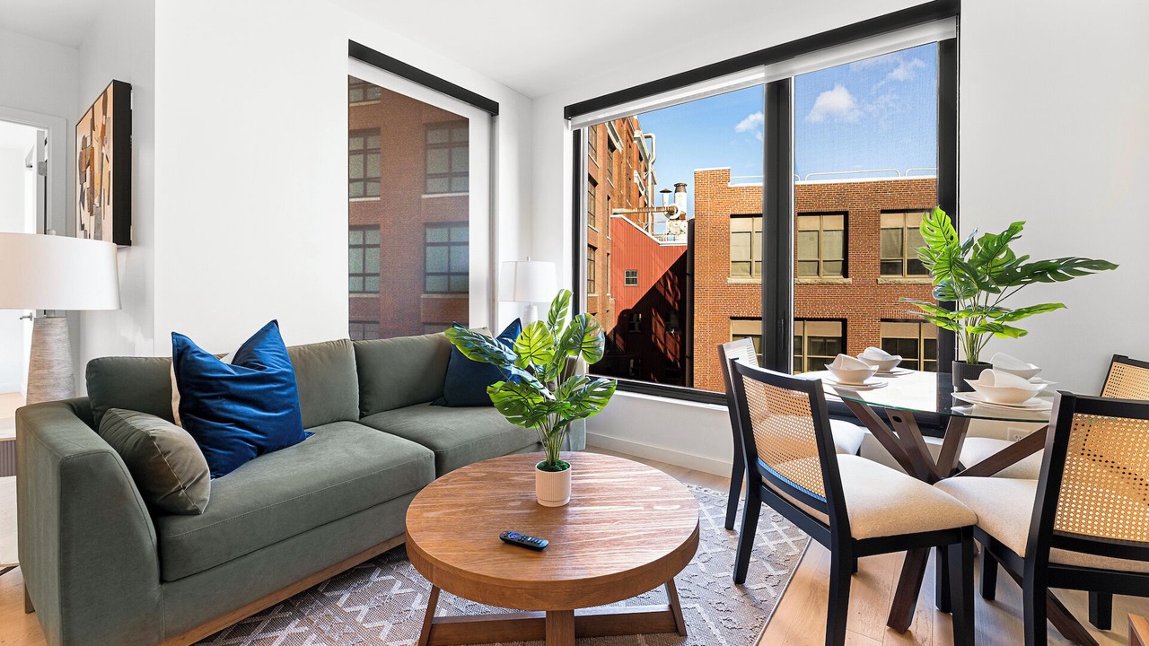 Photo of Livingroom in Fort Point