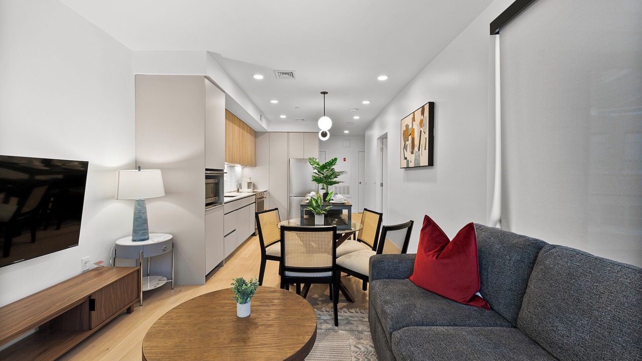 Photo of Livingroom in D Street - West Broadway