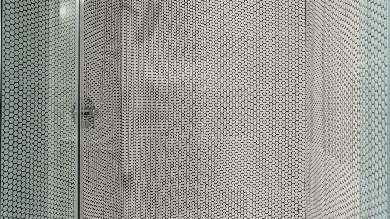 Photo of Bathroom in D Street - West Broadway