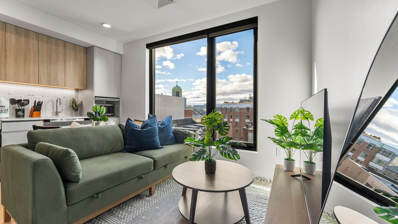 Photo of Livingroom in Seaport District