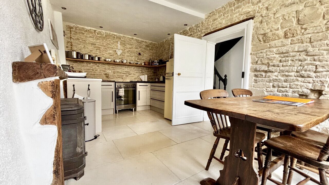 Photo of Others in Raix