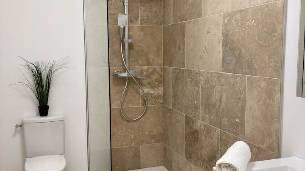 Photo of Bathroom in Raix