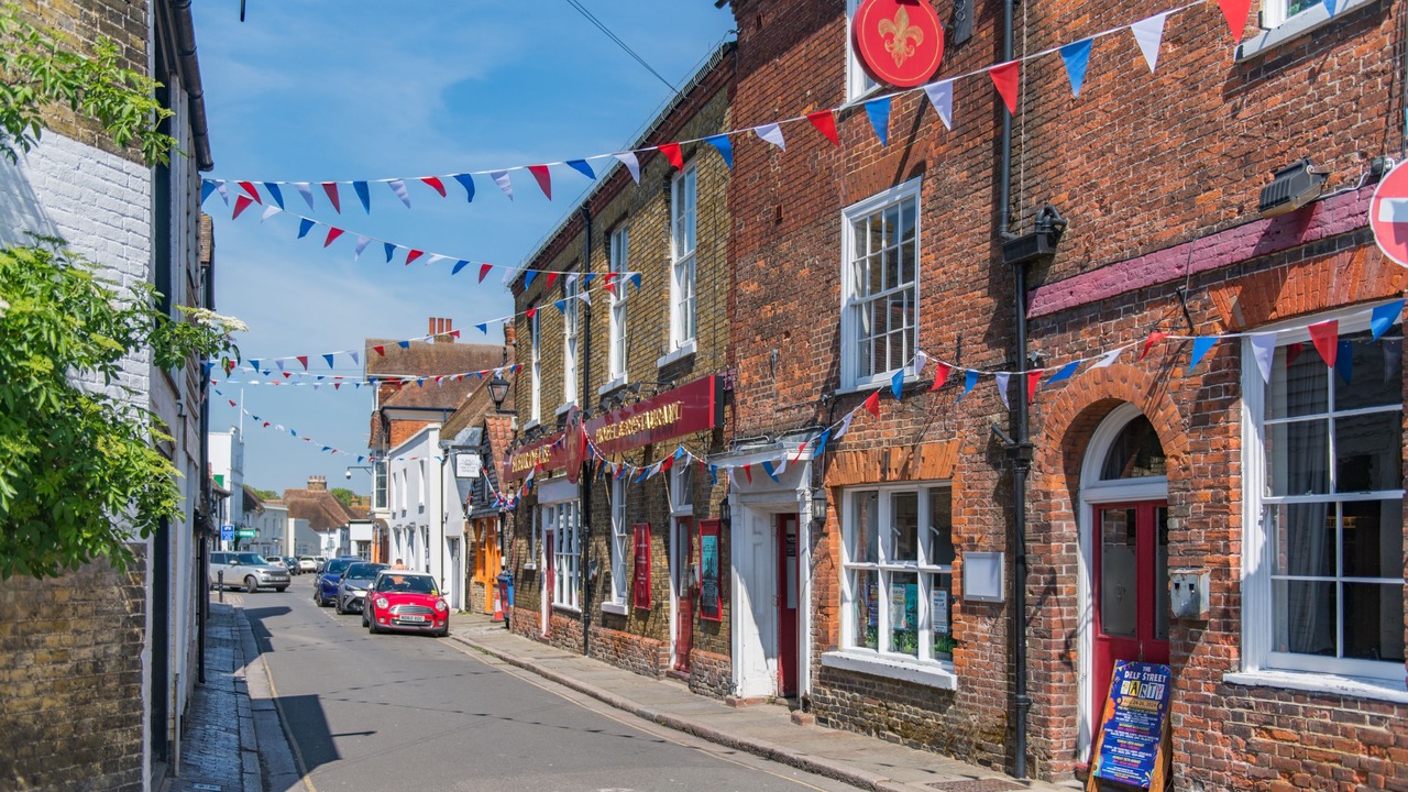 Photo of Others in Sandwich