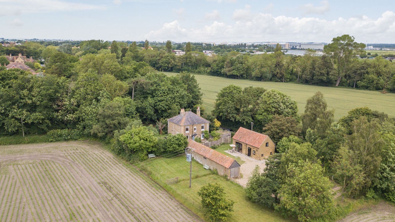 Photo of Outdoor in Sandwich