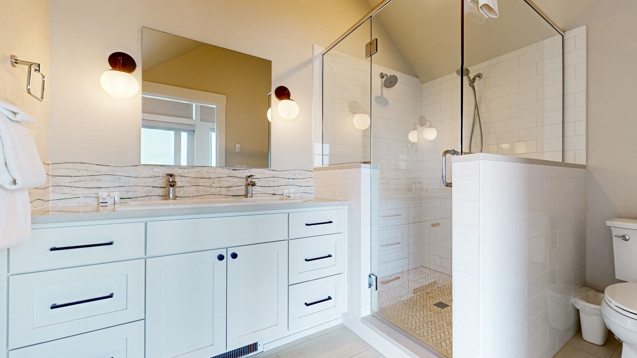 Photo of Bathroom in Langley