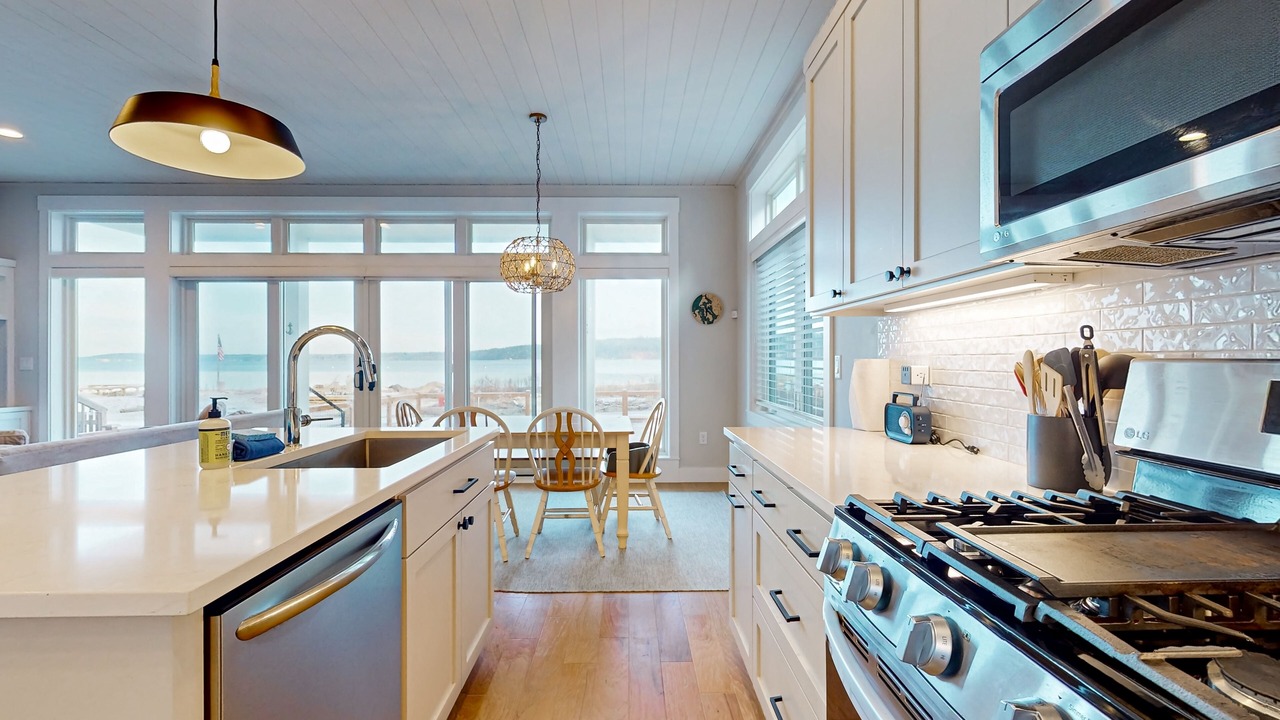 Photo of Kitchen in Langley