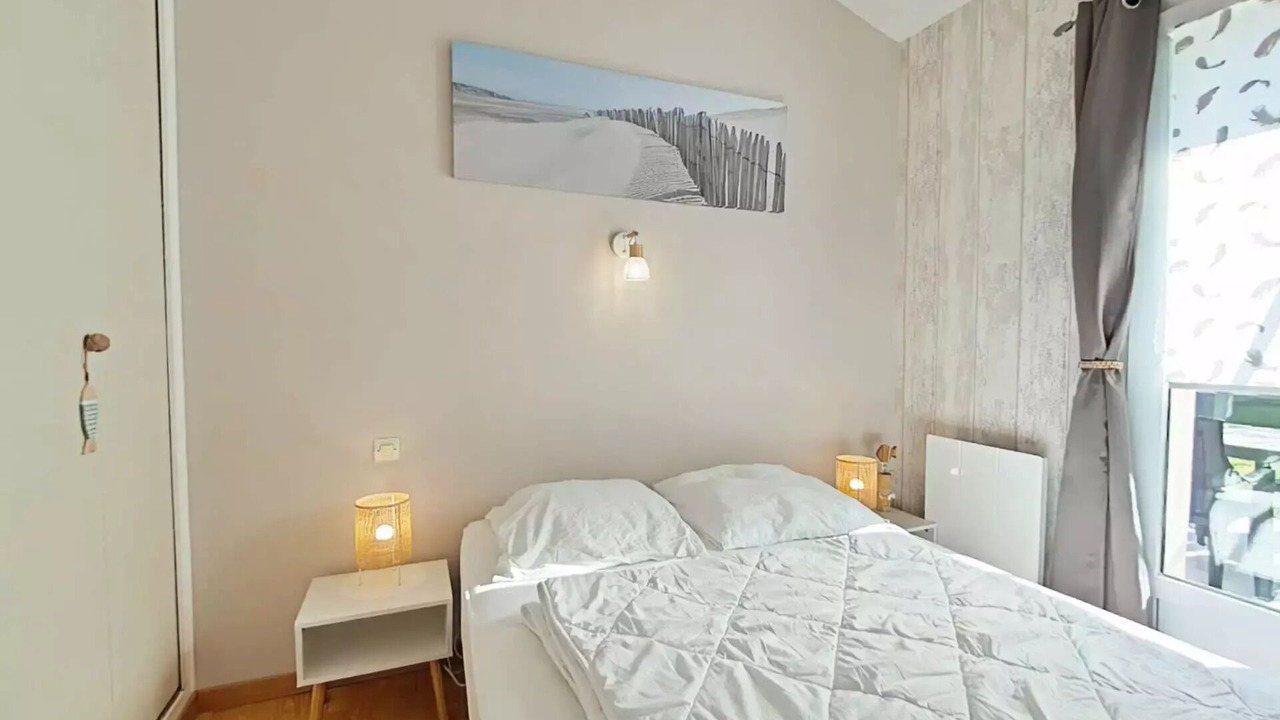 Photo of Bedroom in Brem Sur Mer
