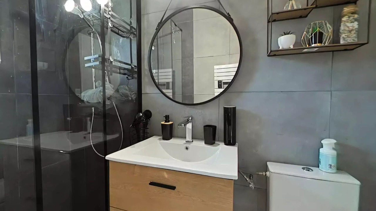 Photo of Bathroom in Brem Sur Mer