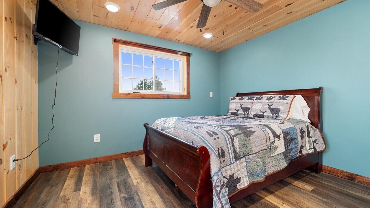 Photo of Bedroom in Mohawk Hill