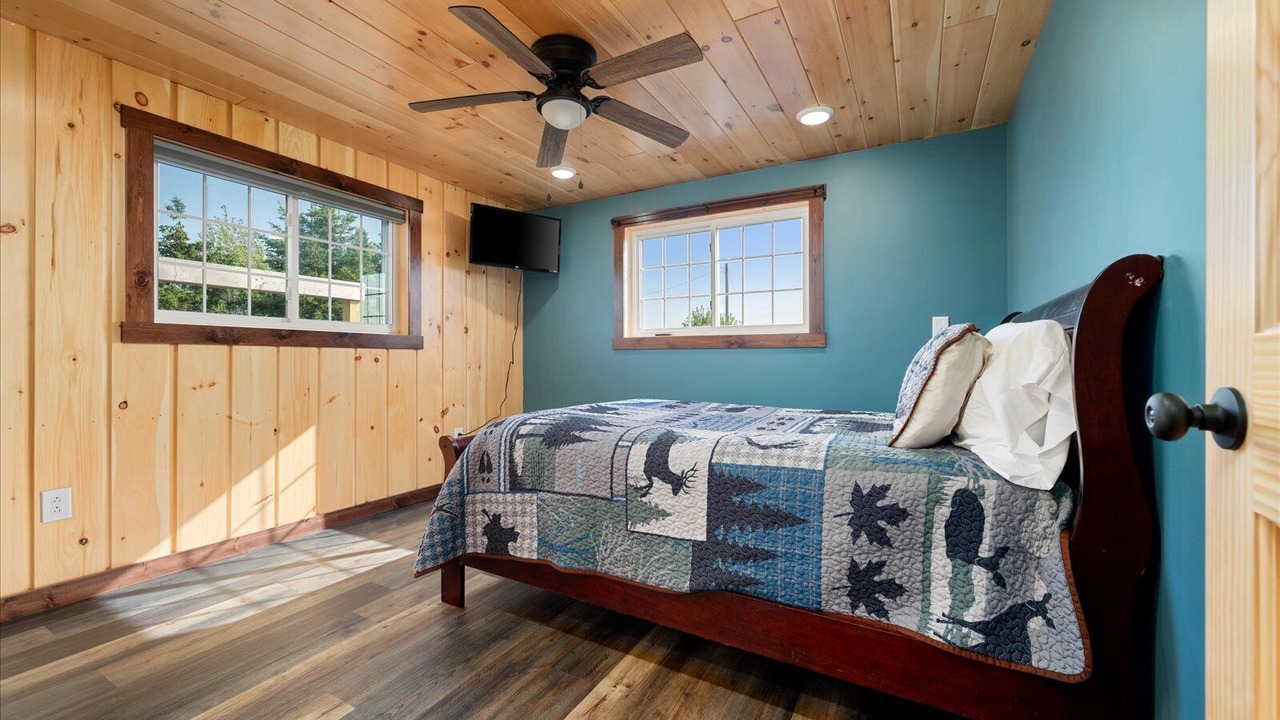 Photo of Bedroom in Mohawk Hill