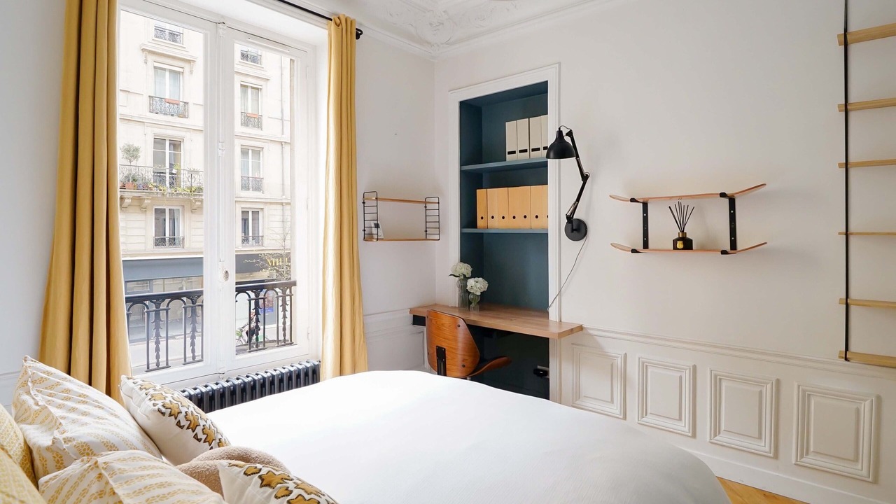 Photo of Bedroom in Val-de-Grace