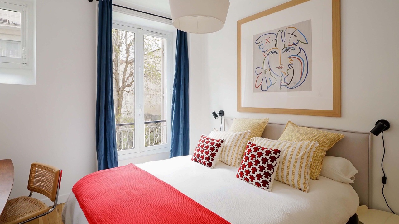 Photo of Bedroom in Val-de-Grace