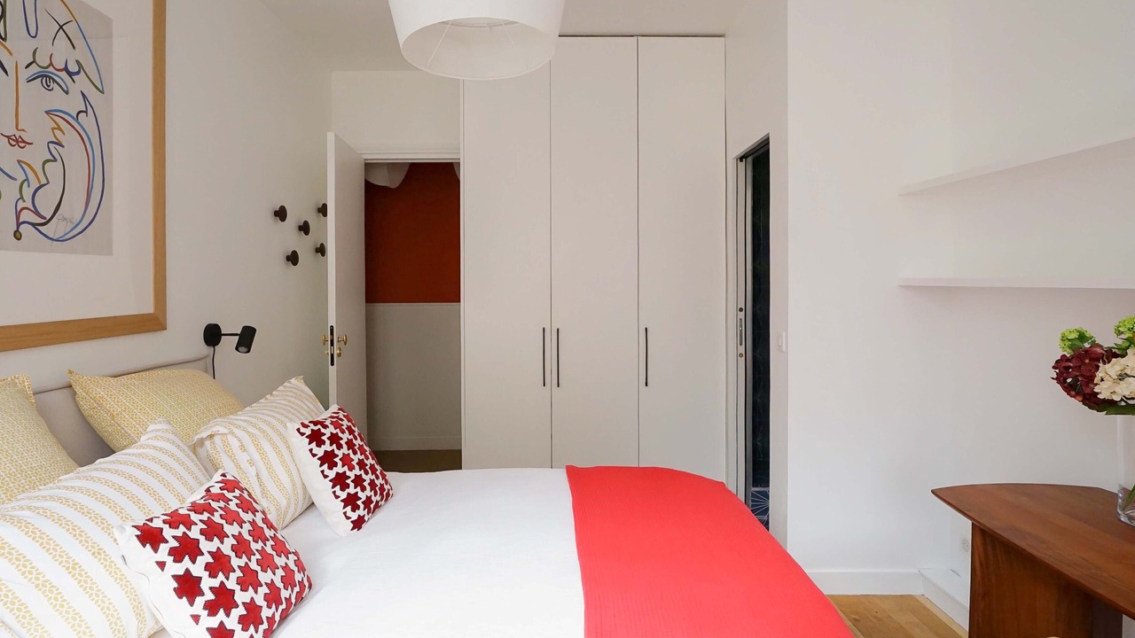 Photo of Bedroom in Val-de-Grace