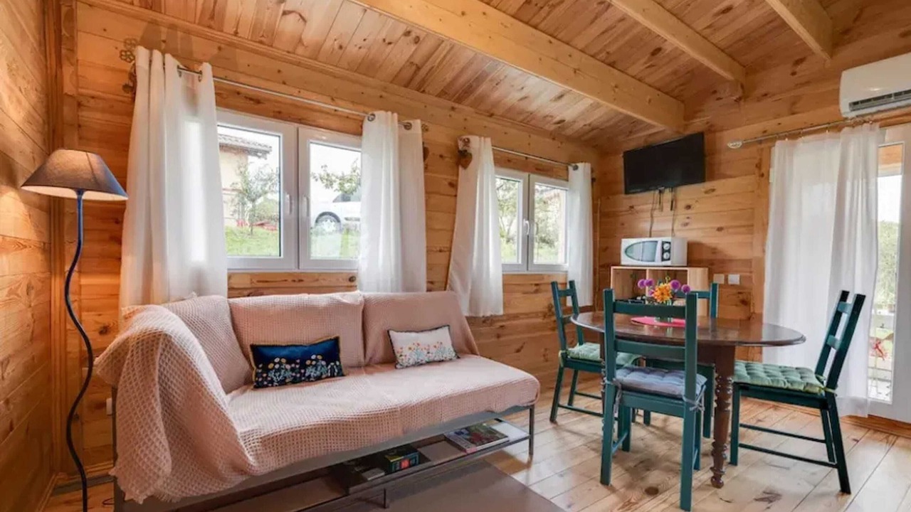 Photo of Livingroom in Egliseneuve-des-Liards