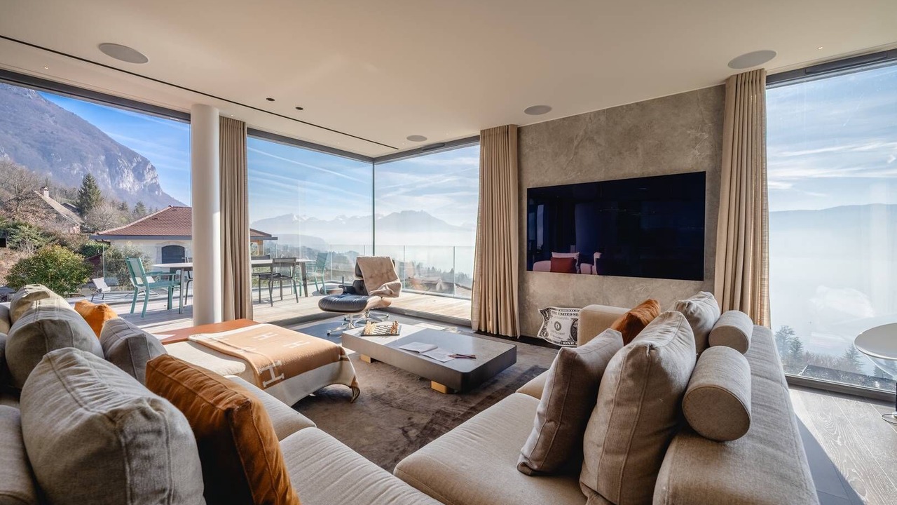 Photo of Livingroom in Veyrier-du-Lac