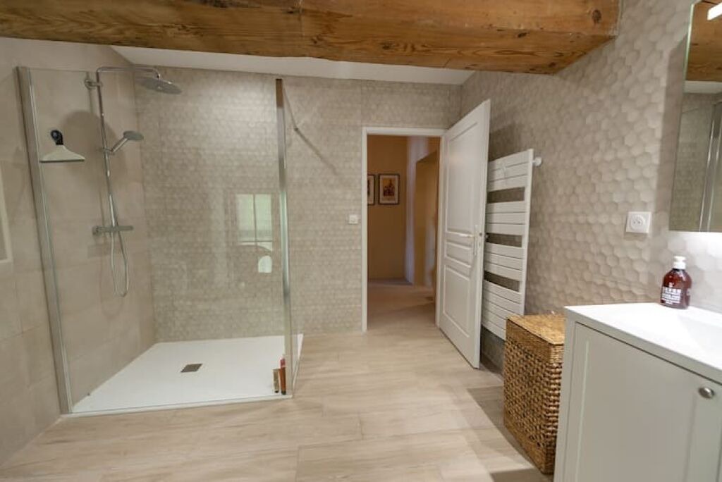 Photo of Bathroom in Capendu