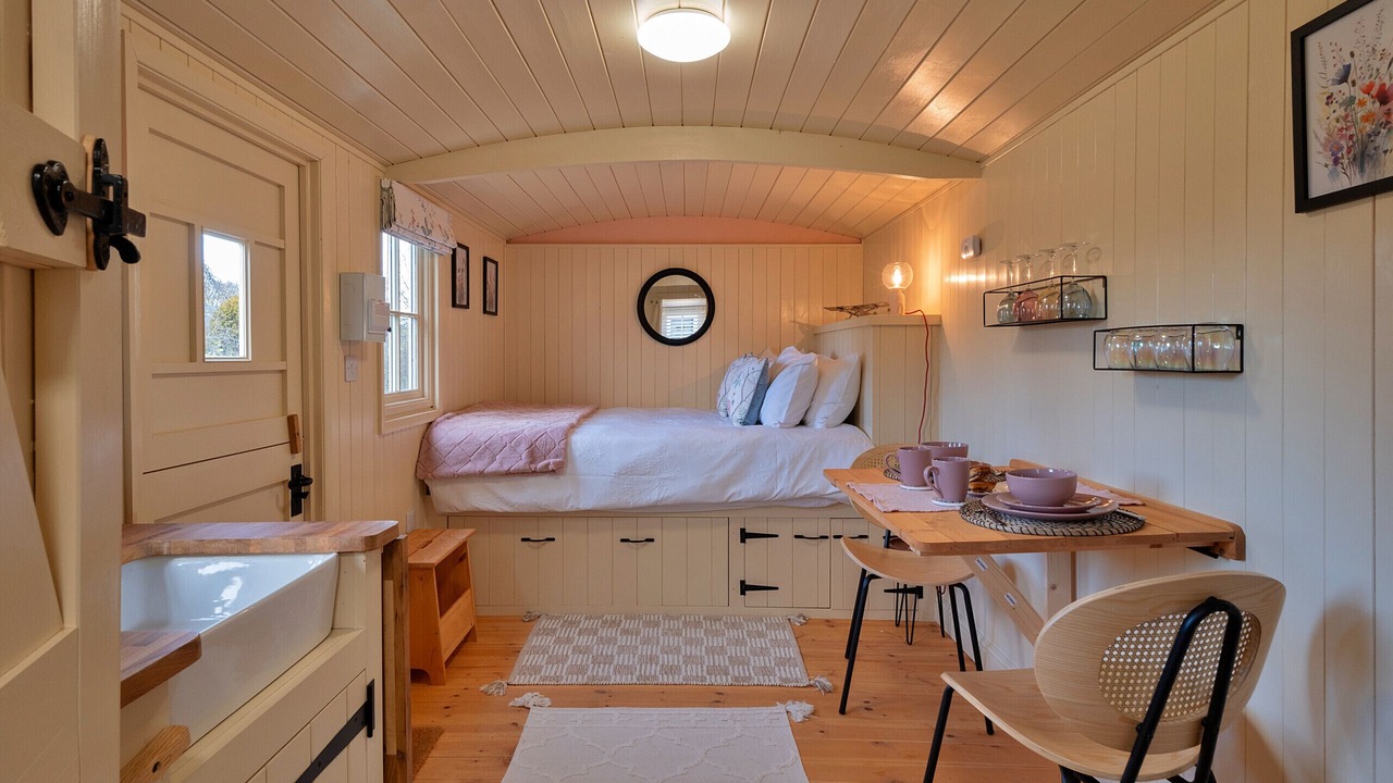 Photo of Bedroom in Brackley