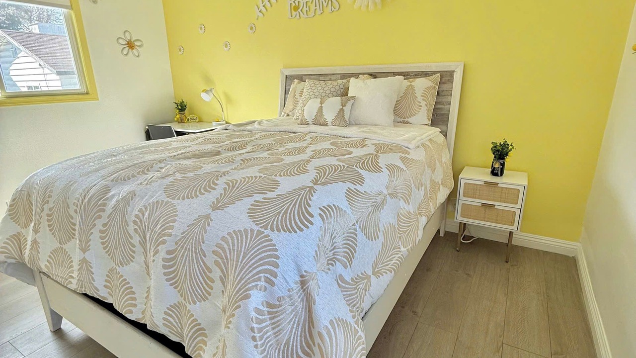 Photo of Bedroom in South San Gabriel