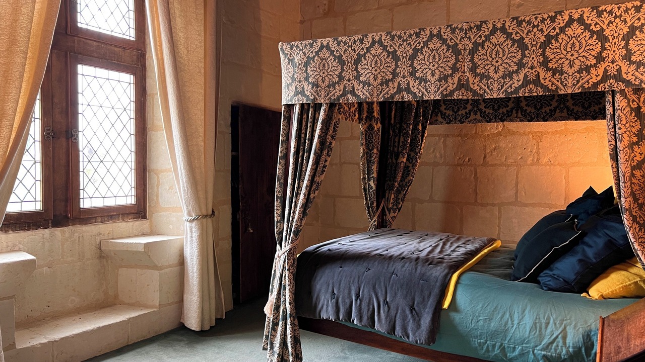 Photo of Bedroom in Beaumont-en-Veron