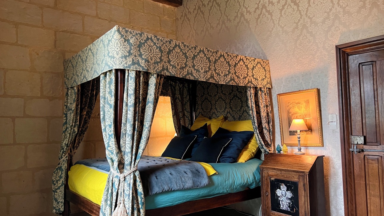 Photo of Bedroom in Beaumont-en-Veron