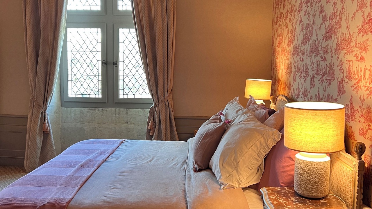 Photo of Bedroom in Beaumont-en-Veron