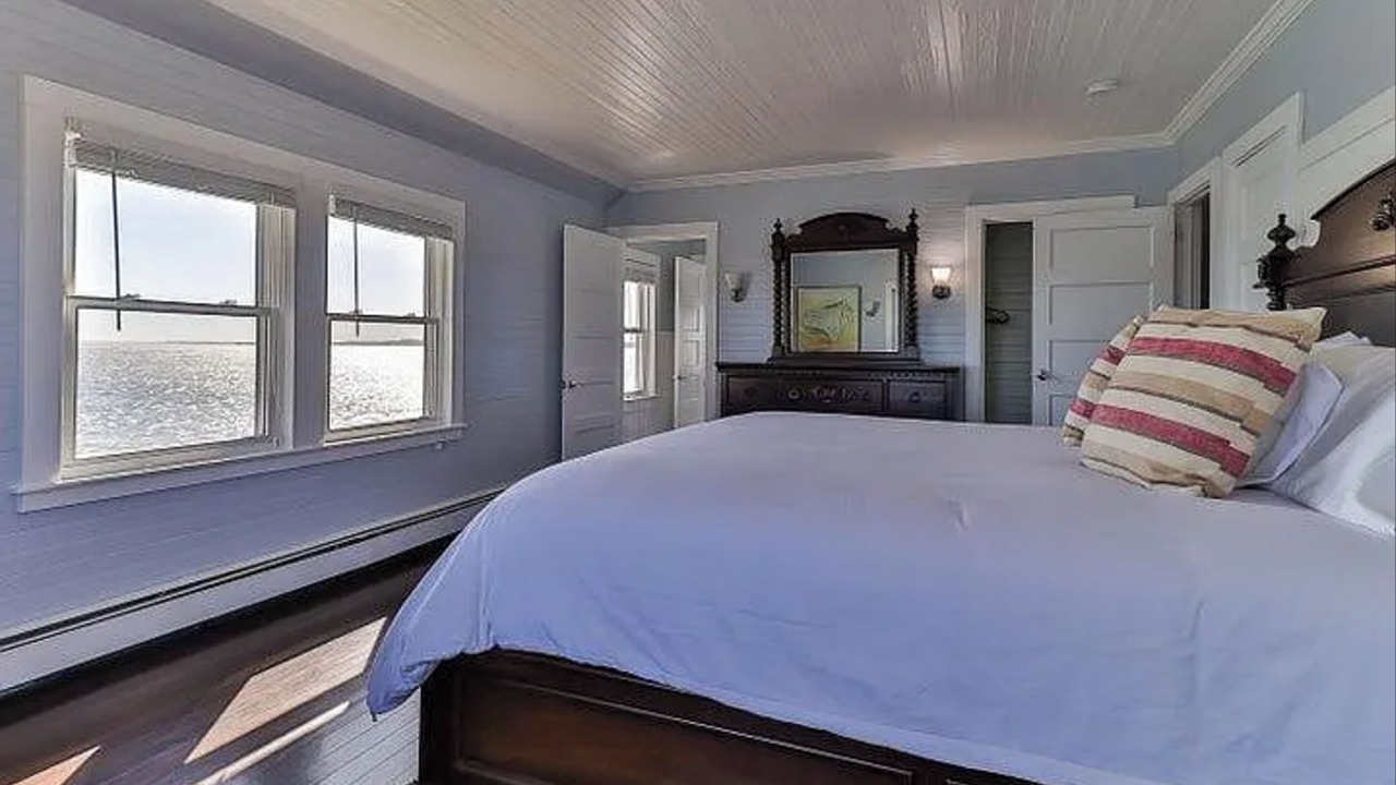 Photo of Bedroom in West Yarmouth
