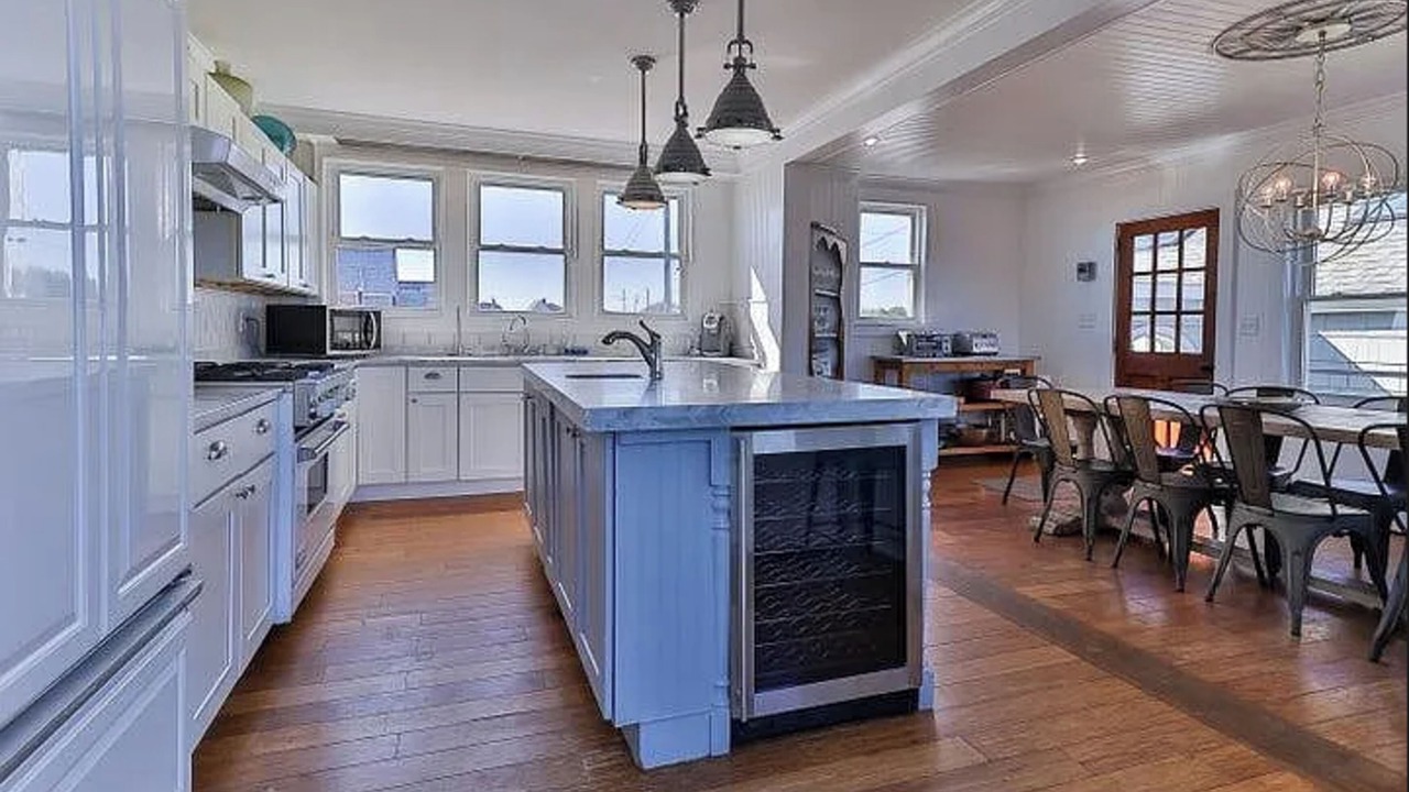 Photo of Kitchen in West Yarmouth